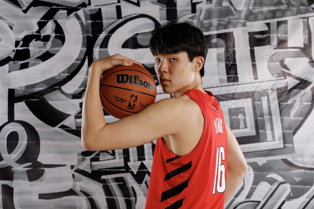 美记：杨瀚森是夏联表现最好的大个子 他的传球&预判让我眼前一亮